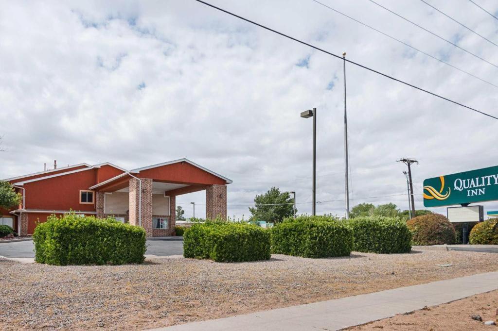 Quality Inn Los Lunas Kültér fotó